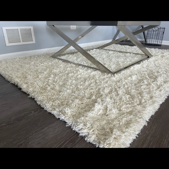 Area Rug - Picture 3 of 3